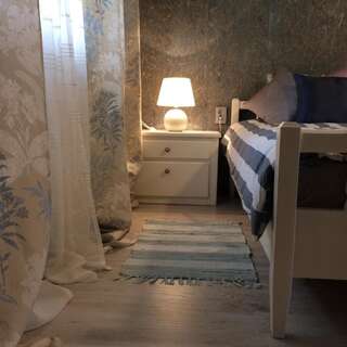 Мотели Dzirnaviņas Biksti Двухместный номер с 2 отдельными кроватями и собственной ванной комнатой-7